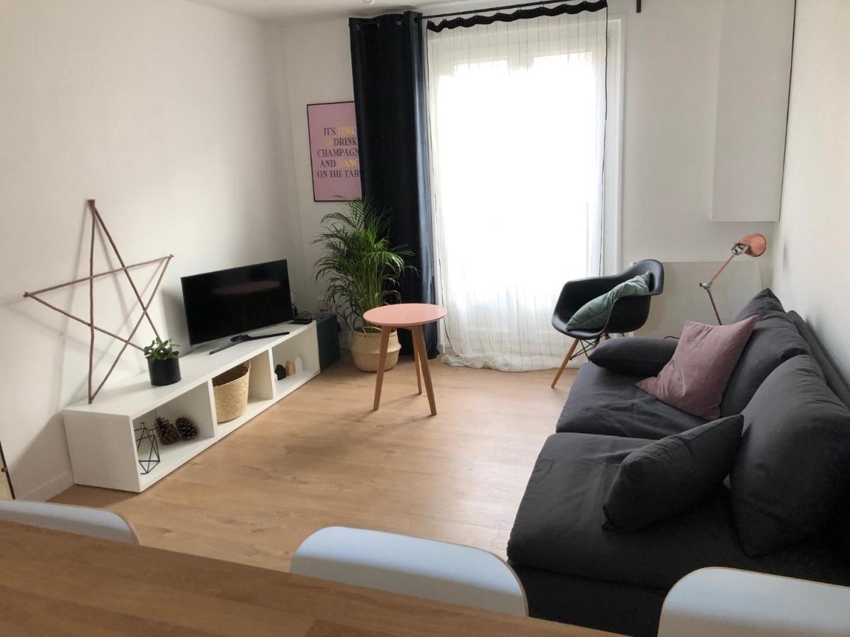 Un appartement spacieux à 30m de la mer- 45m2 Luc-sur-Mer Exterior foto