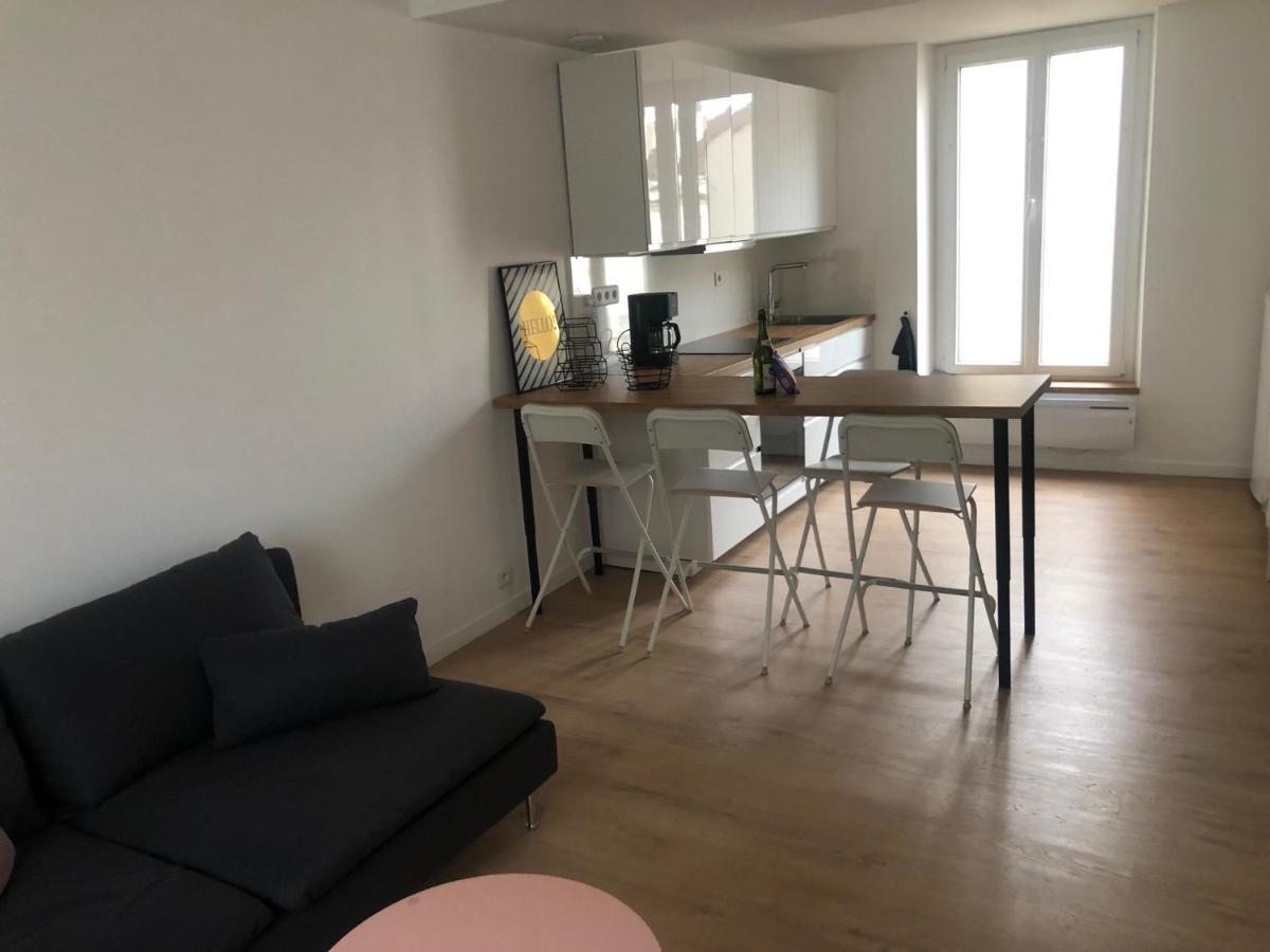 Un appartement spacieux à 30m de la mer- 45m2 Luc-sur-Mer Exterior foto