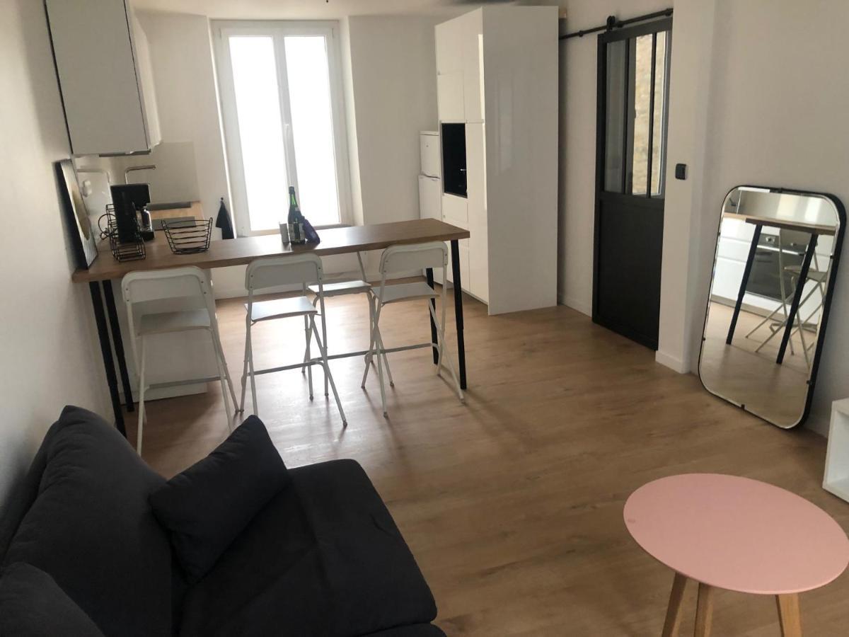 Un appartement spacieux à 30m de la mer- 45m2 Luc-sur-Mer Exterior foto