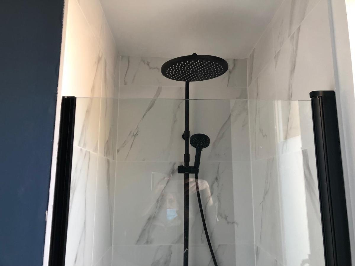 Un appartement spacieux à 30m de la mer- 45m2 Luc-sur-Mer Exterior foto
